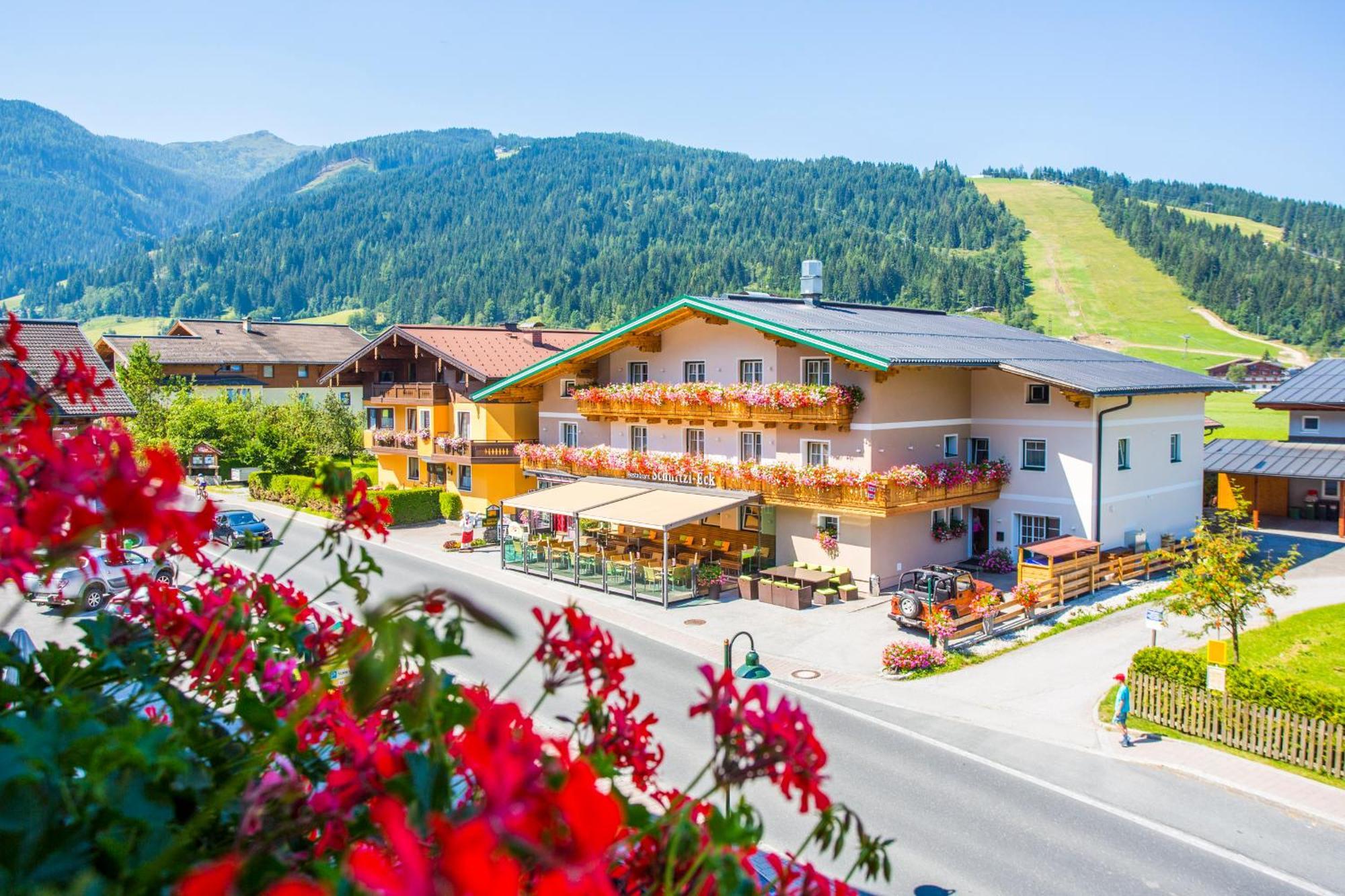 Schnitzl-Eck Hotel Flachau Ngoại thất bức ảnh