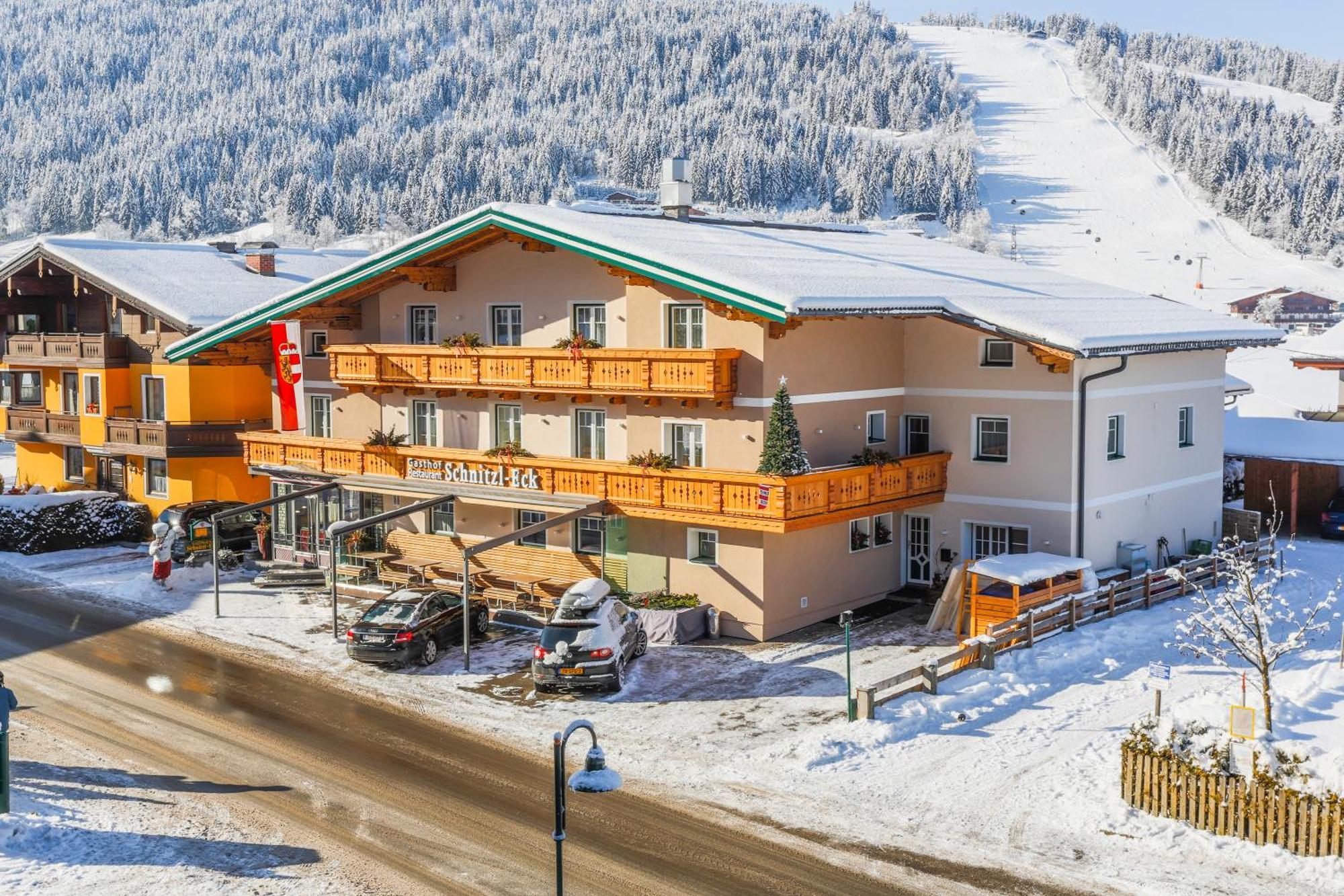 Schnitzl-Eck Hotel Flachau Ngoại thất bức ảnh