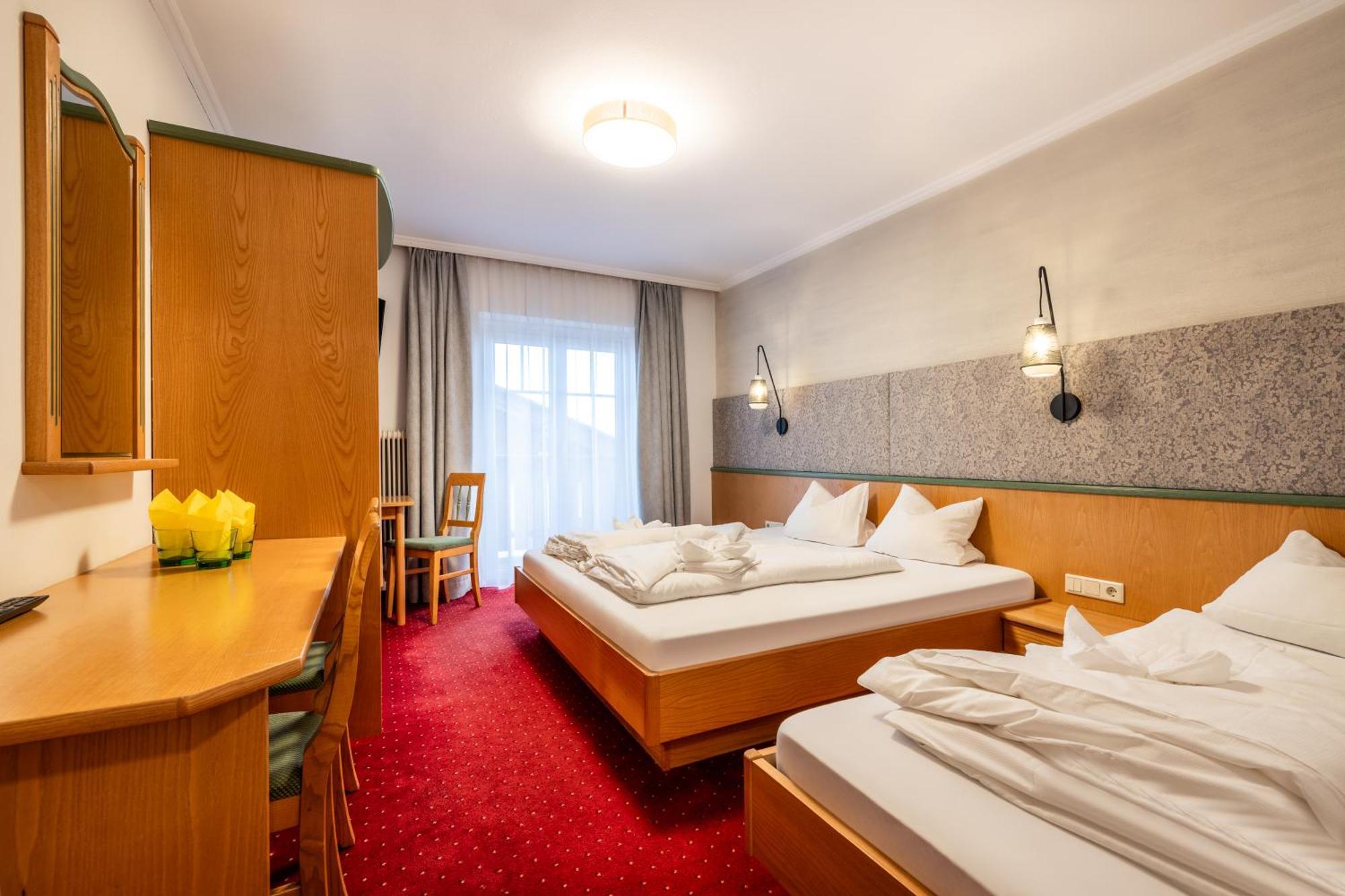 Schnitzl-Eck Hotel Flachau Ngoại thất bức ảnh