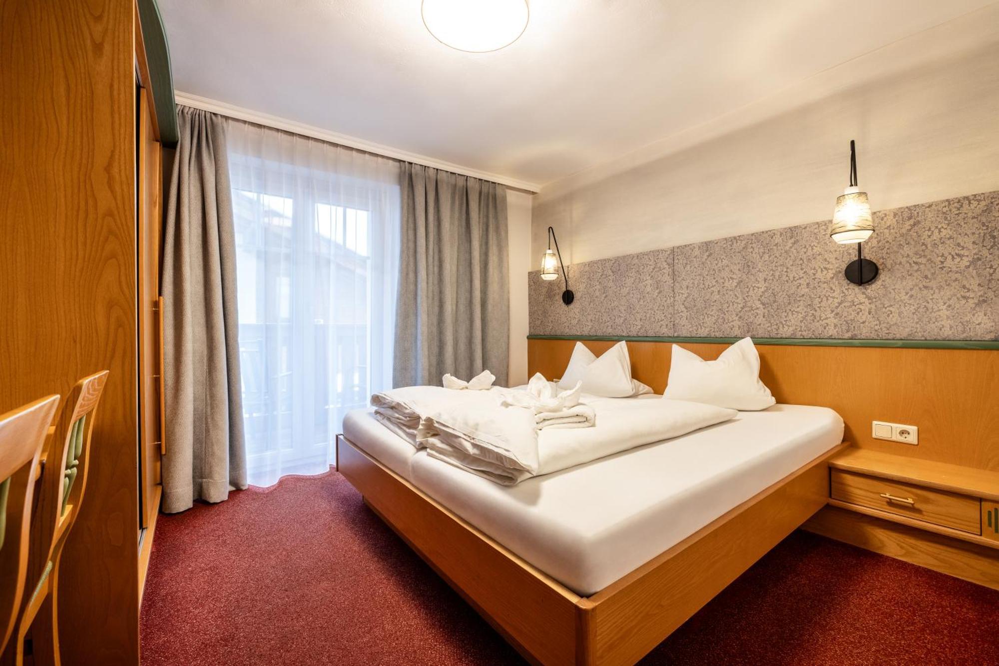 Schnitzl-Eck Hotel Flachau Ngoại thất bức ảnh