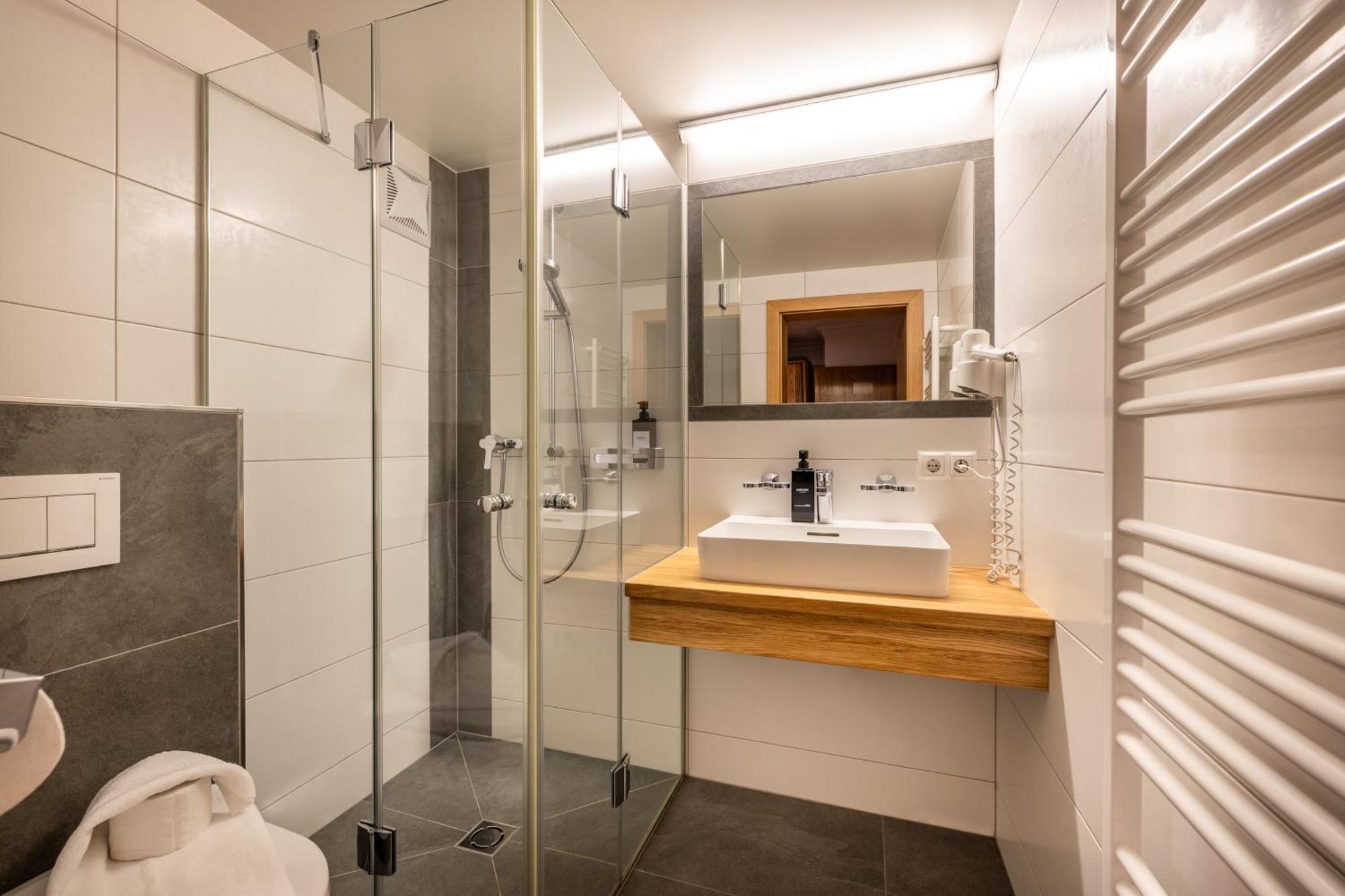 Schnitzl-Eck Hotel Flachau Ngoại thất bức ảnh